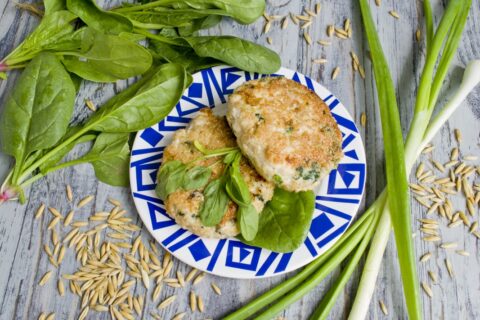 Chicken Fillet Cutlets with Spinach and Oat Bran