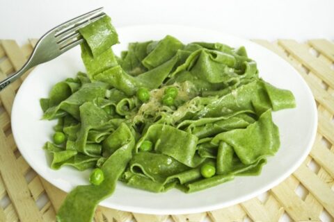 Homemade Spinach Pasta with Green Pea Sauce