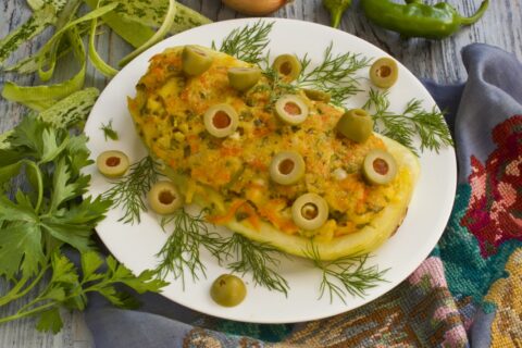 Stuffed Zucchini with Tvorog and Vegetables