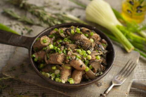 Aromatic Chicken Sausages in a Mushroom and Eggplant Sauce