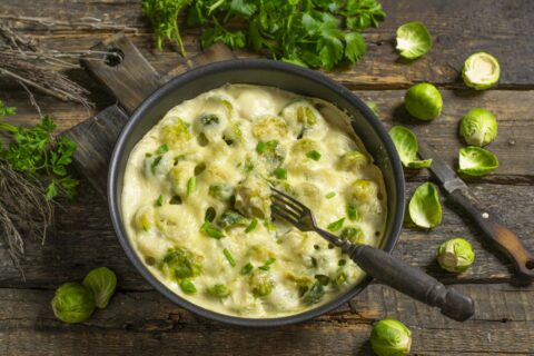 Brussels Sprouts in a Creamy Sauce with a Cheese Crust