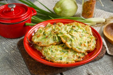Zucchini and Oatmeal Fritters — Eat Well and Slim Down!