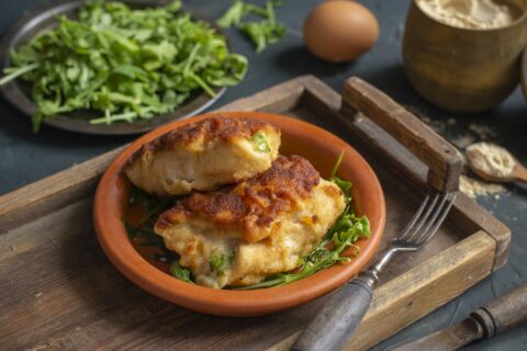 Kotlety de-volyay with Cheese — Chicken Kiev Style Cutlets