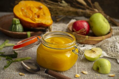 Creamy Pumpkin Purée with Zucchini and Apples