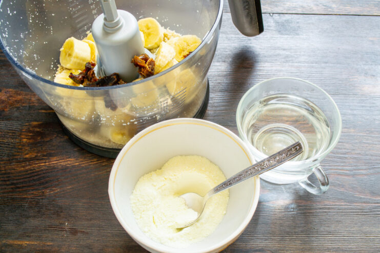 Step 4: Preparing the Milk Base for the Smoothie Mixing milk powder with water in a bowl.