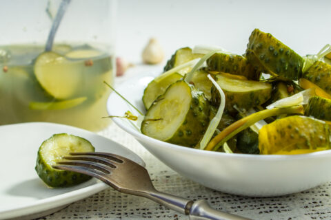 Malosolnye Ogurtsy — Lightly Salted Cucumbers with Onion and Horseradish in 3 Days