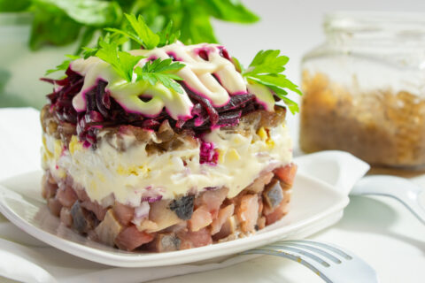Seledka pod Shuboy with Onion Jam — Layered Herring and Beet Salad