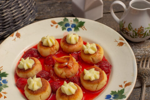 Ricotta Syrniki with Strawberry Sauce — Eastern European Cheese Pancakes