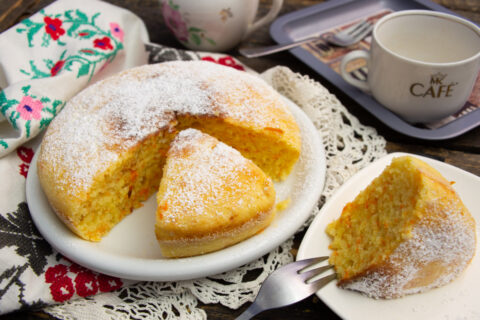 Tvorozhnaya Zapekanka with Carrot — Farmer’s Cheese and Carrot Casserole