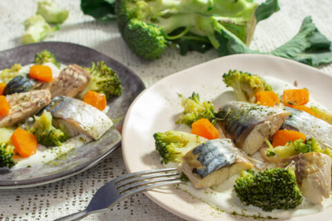 Boiled Mackerel — A Delicious Recipe with Broccoli