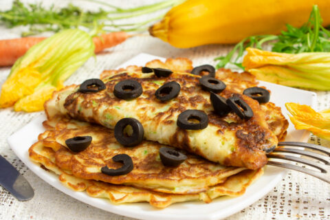 Kabachkovye Bliny — Zucchini Pancakes with Cheese and Olives