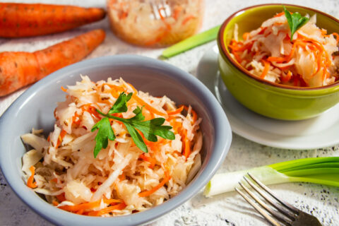 Fermented Cabbage with Carrots and Horseradish