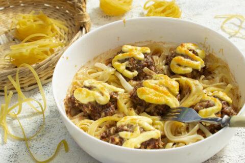 Baked Pasta Nests with Minced Meat and Cheese