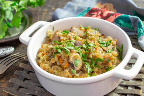 Grechka s Gribami po-Vostochnomu — Eastern-Style Buckwheat with Mushrooms