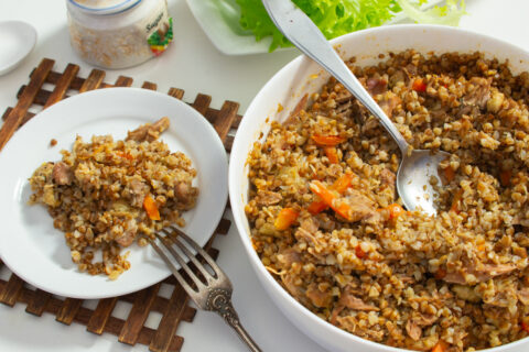 Oven-Baked Grechka with Chicken Tushenka — Buckwheat with Canned Chicken