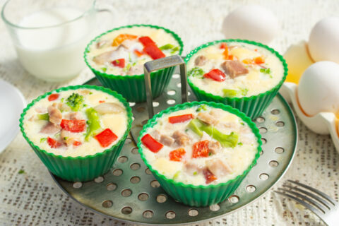 Steamed Omelet with Ham and Vegetables