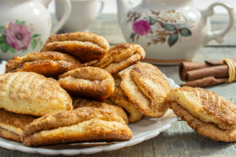 Tvorog and Cinnamon Cookies — Farmer’s Cheese and Cinnamon Cookies