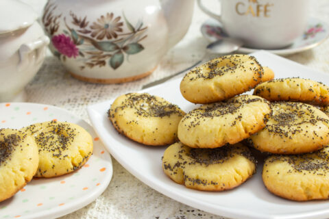Honey and Poppy Seed Cookies