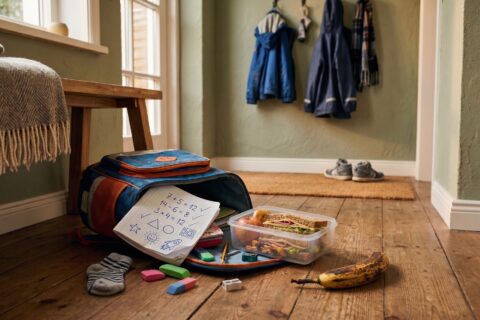 The Perfect Lunchbox: 20 Snack Recipes for School