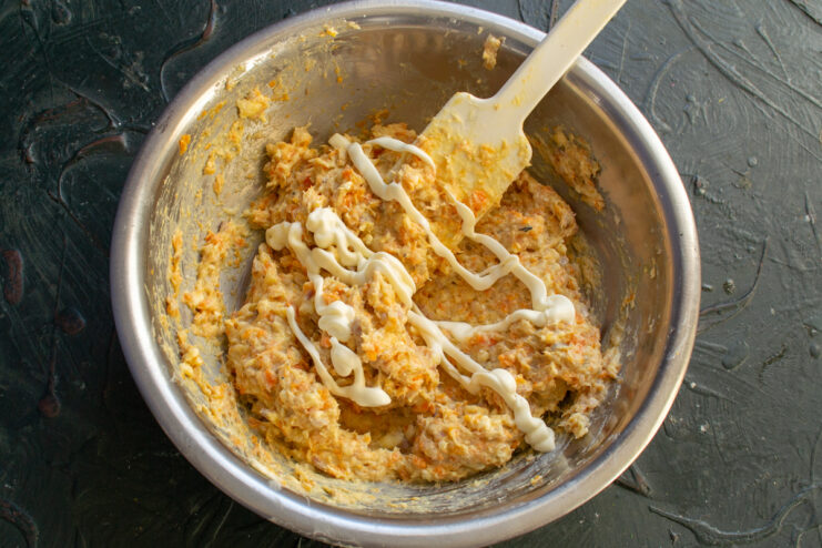 Softening the texture Adding mayonnaise to vorschmack for softness