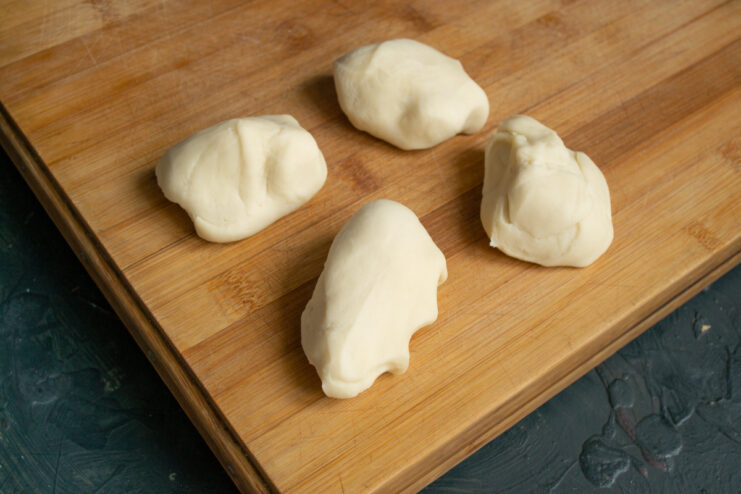 Dividing dough into equal portions