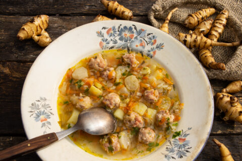 Jerusalem Artichoke Soup With Meatballs