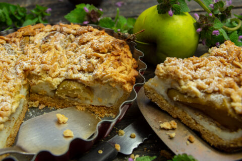 Apple Soufflé Pie