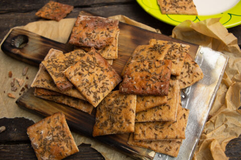 Rye Crispbread with Caraway Seeds