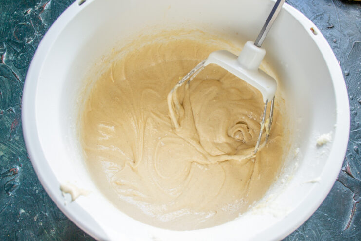 Texture of the finished batter Smooth finished cake batter in a white mixing bowl