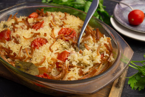 Oven-Baked Chicken with Rice and Toasted Noodles