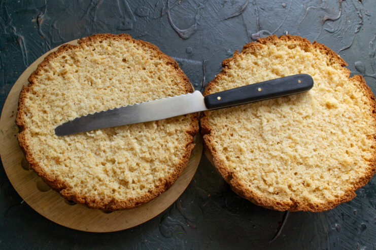 Preparing the cake layers Sponge cake cut horizontally into two equal layers