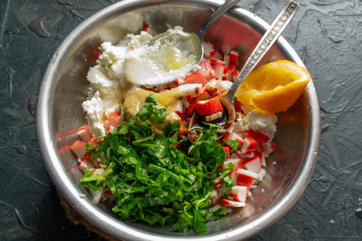 Seasoning the pâté mixture Spices, soy sauce, mustard, and parsley added to the main ingredients