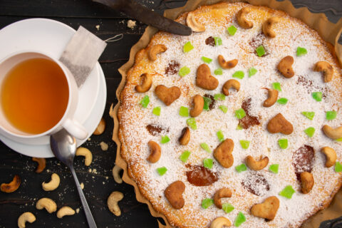 Farmer’s Cheese and Canned Apricot Cheesecake
