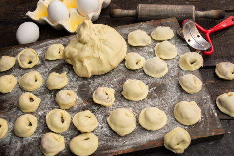 Hot Water Pastry Dough for Pelmeni